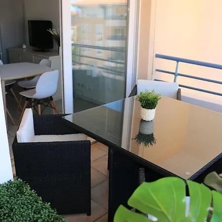 Port-frejus, Le Paladien, 2 Pieces Climatise, Terrasse & Parking 아파트