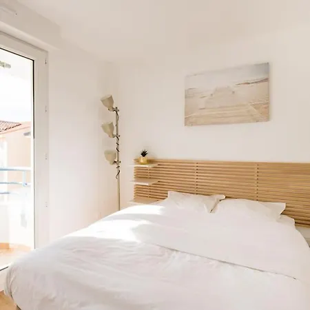 Port-frejus, Le Paladien, 2 Pieces Climatise, Terrasse & Parking Daire *