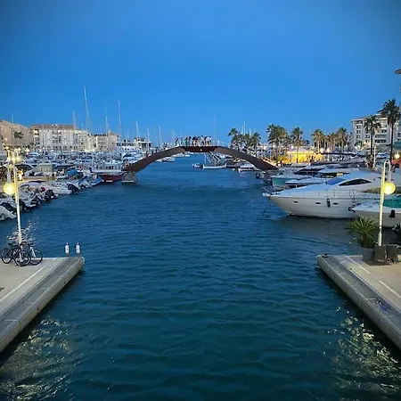 Port-frejus, Le Paladien, 2 Pieces Climatise, Terrasse & Parking Daire Fréjus